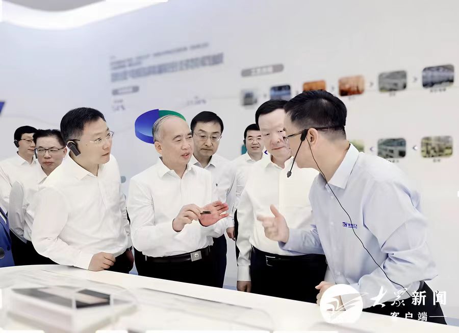 省委書記林武到新恒匯考察調研